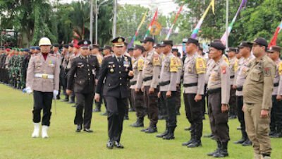 Kapolres Sanggau Pimpin Upacara Hari Bhayangkara Ke-78: Penekanan pada Sinergi dan Komitmen Ekonomi Berkelanjutan