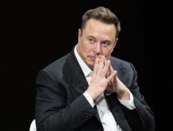 Elon Musk Bagikan Disinformasi tentang Kerusuhan di Inggris: Fakta dan Kontroversi