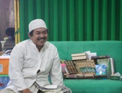 Kiai Cholil Sarankan Gus Imin Diam Terhadap PBNU: “Biarkan Saja, Jangan Terprovokasi”