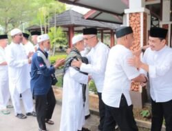 Jemaah Haji Singkawang Kembali ke Tanah Air, Pj Wali Kota dan Forkopimda Sambut Hangat