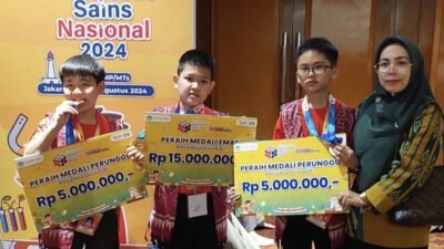 Siswa Kota Pontianak Cemerlang di OSN 2024: Raih Medali Emas, Perunggu, dan Penghargaan The Best Experiment